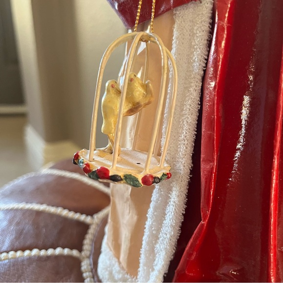 Silvestri SANTA Paper Mache Tree Topper 11 in Father Christmas Holding 2 Doves - Picture 3 of 12